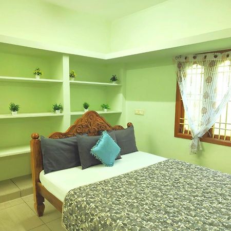 Shivam Eden Beach Homestay Пондичерри Экстерьер фото