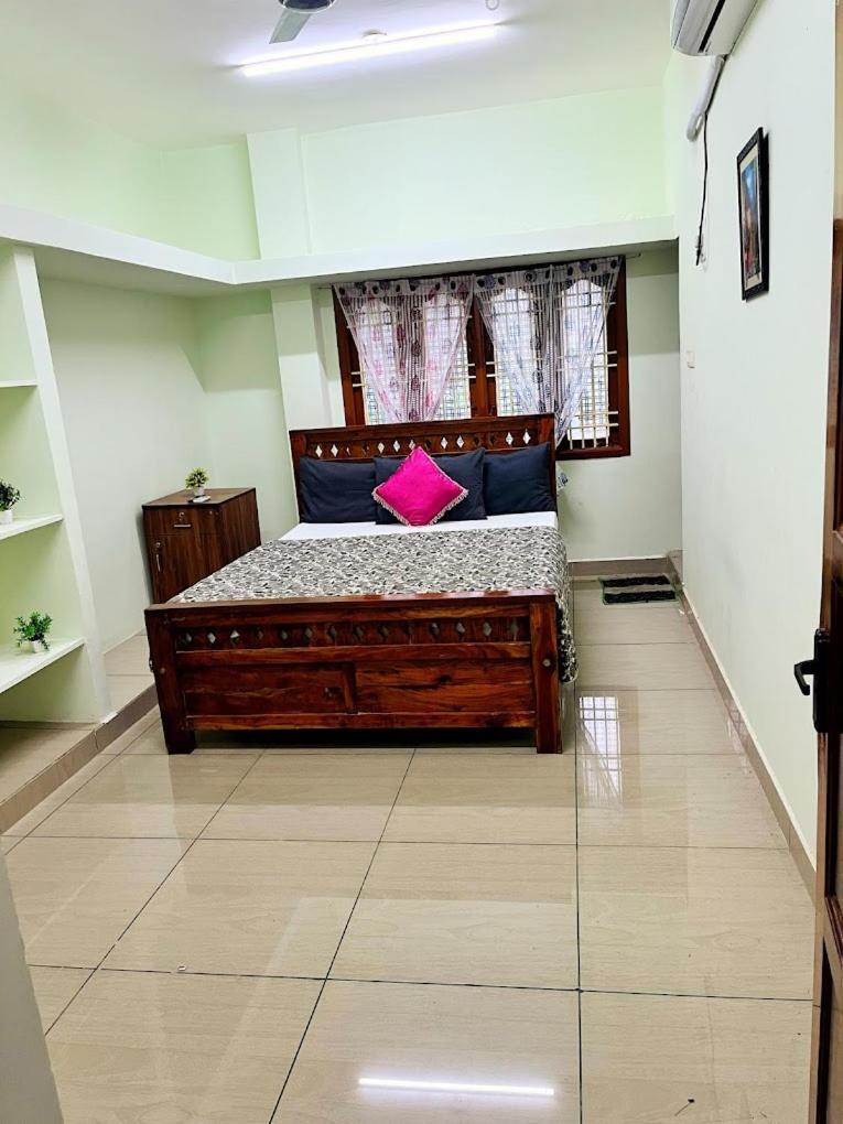 Shivam Eden Beach Homestay Пондичерри Экстерьер фото